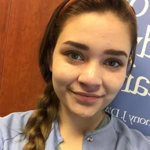 Meet your Posher, Abby